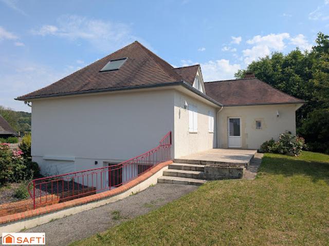 Vente Maison 8 pièces 156 m2 La Chapelle Montligeon