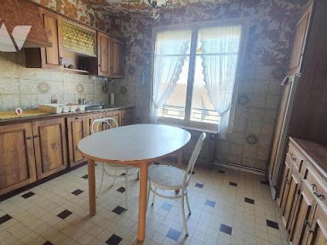 Vente Maison 8 pièces 157 m2 Gourin