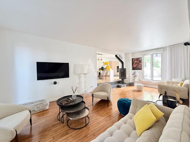 Vente Maison 8 pièces 158 m2 Nogent sur Marne