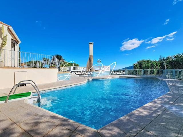 Vente Maison 8 pièces 158.27 m2 Villelongue dels Monts