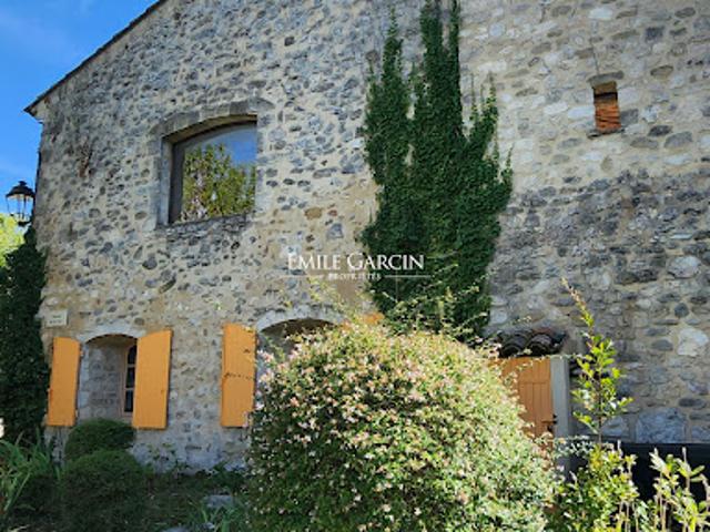 Vente Maison 8 pièces 159 m2 Montjustin