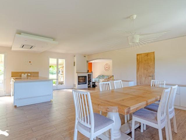 Vente Maison 8 pièces 159 m2 La Sauve