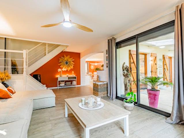 Vente Maison 8 pièces 159 m2 La Sauve