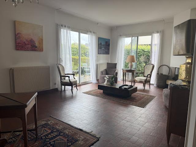 Vente Maison 8 pièces 159.74 m2 Cesson sevigne