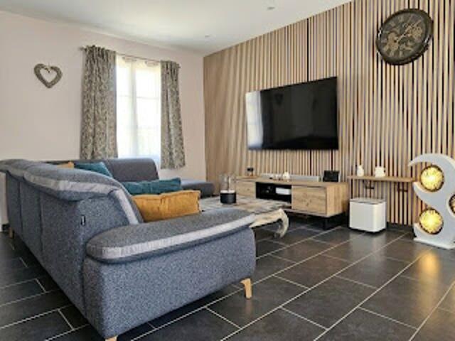 Vente Maison 8 pièces 150 m2 Hondainville