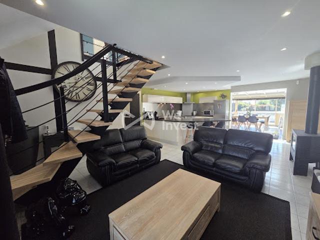 Vente Maison 8 pièces 150 m2 La Bazoge
