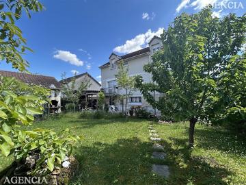 Vente Maison 8 pièces 150 m2 Roissy en Brie