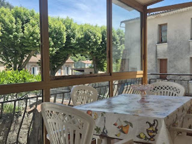 Vente Maison 8 pièces 150 m2 Saint Laurent le Minier