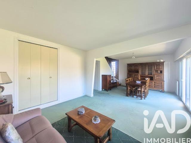 Vente Maison 8 pièces 150 m2 Sainte genevieve des bois