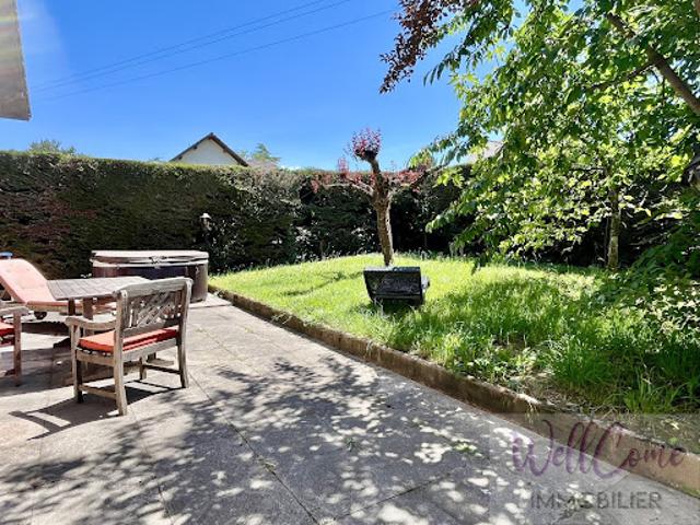 Vente Maison 8 pièces 151 m2 Albens