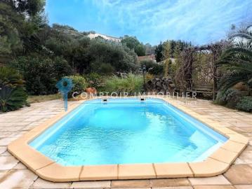 Vente Maison 8 pièces 151 m2 Aramon