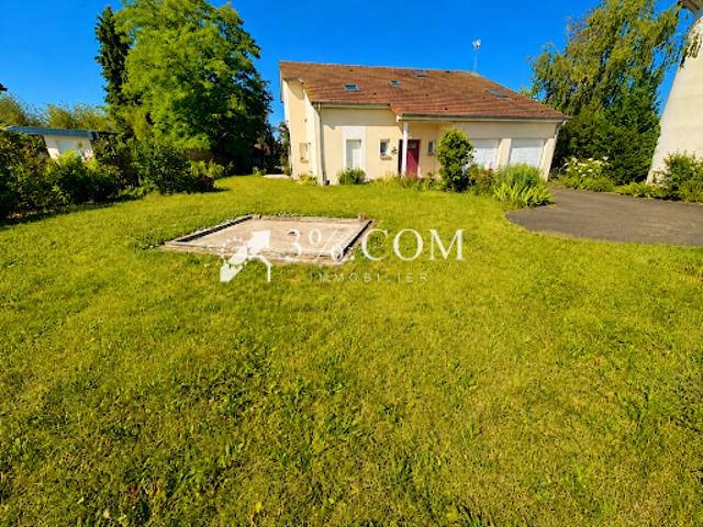 Vente Maison 8 pièces 151 m2 Crévic
