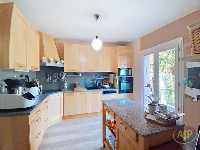 Vente Maison 8 pièces 151.72 m2 La Roche sur Yon