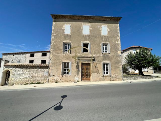 Vente Maison 8 pièces 152 m2 Orgnac l'Aven