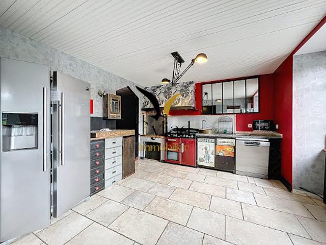 Vente Maison 8 pièces 152 m2 La Ville ès Nonais