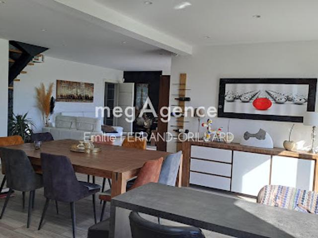 Vente Maison 8 pièces 153 m2 Ombrée d'Anjou