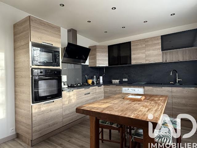 Vente Maison 8 pièces 153 m2 Le Thillay