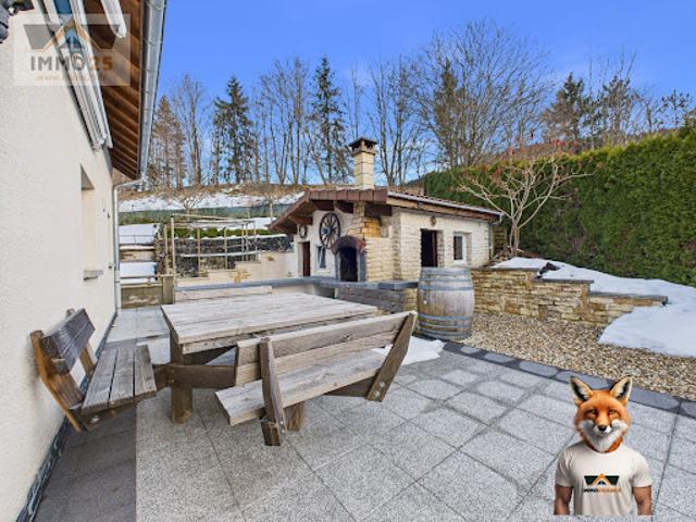 Vente Maison 8 pièces 153 m2 Villers le Lac