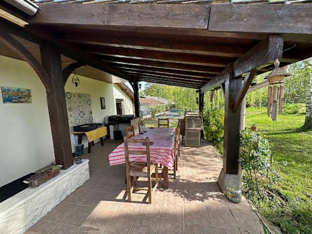 Vente Maison 8 pièces 164 m2 L'Abergement Sainte Colombe