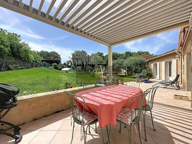 Vente Maison 8 pièces 165 m2 Malemort du Comtat