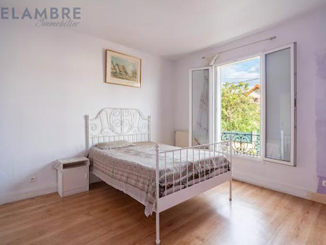 Vente Maison 8 pièces 165 m2 Saint Denis