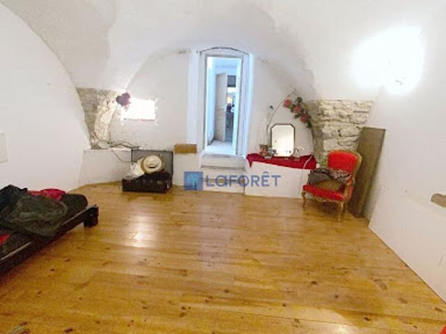 Vente Maison 8 pièces 165 m2 Sauve