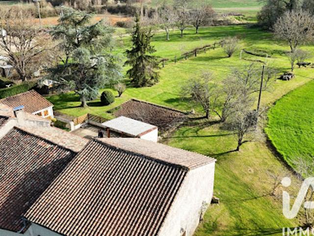 Vente Maison 8 pièces 165 m2 Vouzan