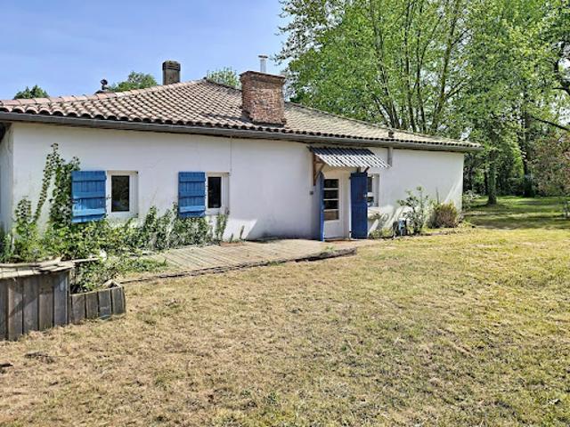 Vente Maison 8 pièces 165 m2 Ygos Saint Saturnin
