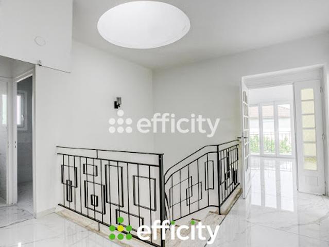 Vente Maison 8 pièces 165.97 m2 Corbas