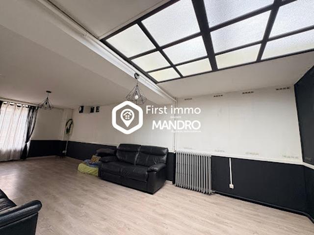 Vente Maison 8 pièces 166 m2 Monthyon