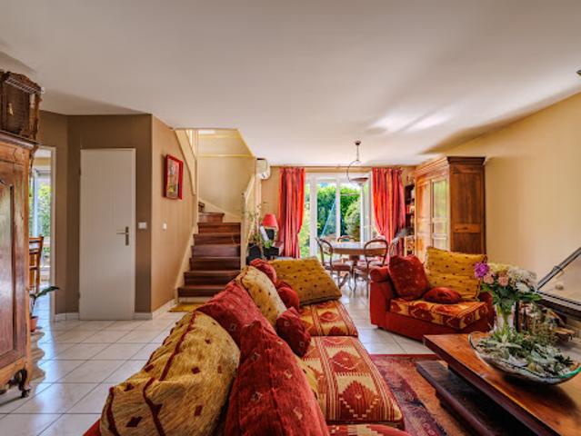 Vente Maison 8 pièces 166 m2 Elancourt