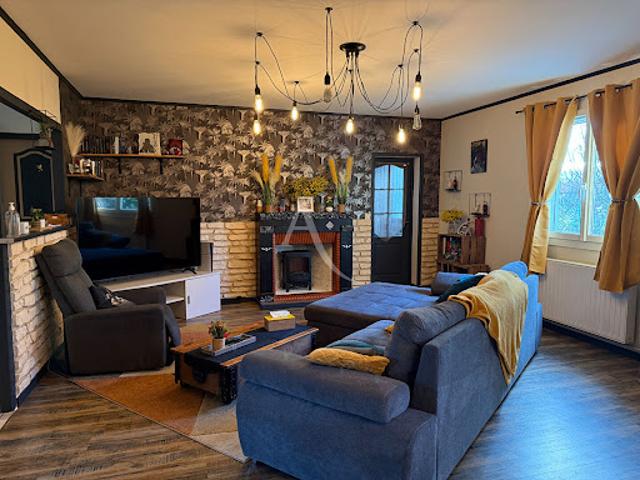 Vente Maison 8 pièces 166 m2 Fontenay le Comte