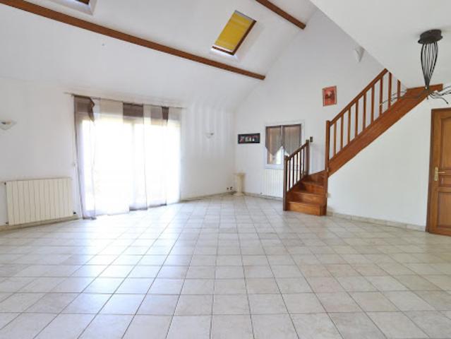Vente Maison 8 pièces 166 m2 Gournay en Bray