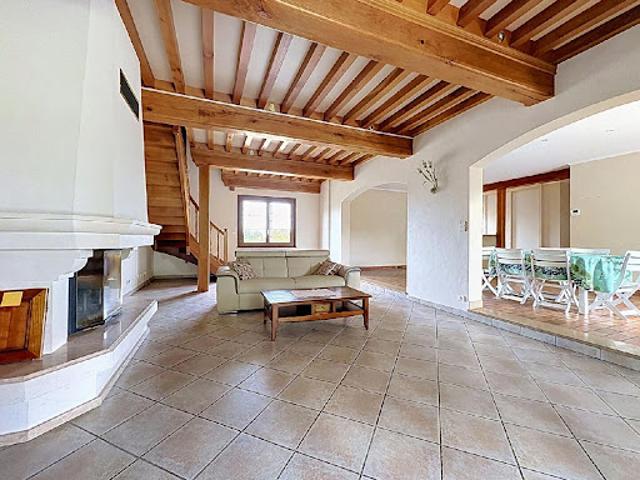 Vente Maison 8 pièces 166 m2 Senozan