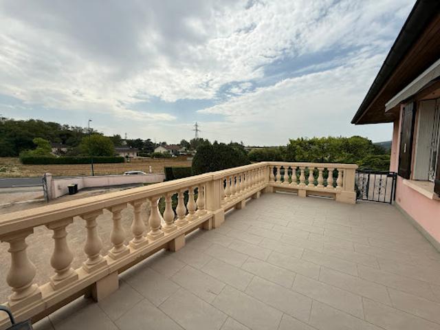 Vente Maison 8 pièces 166 m2 Tournus