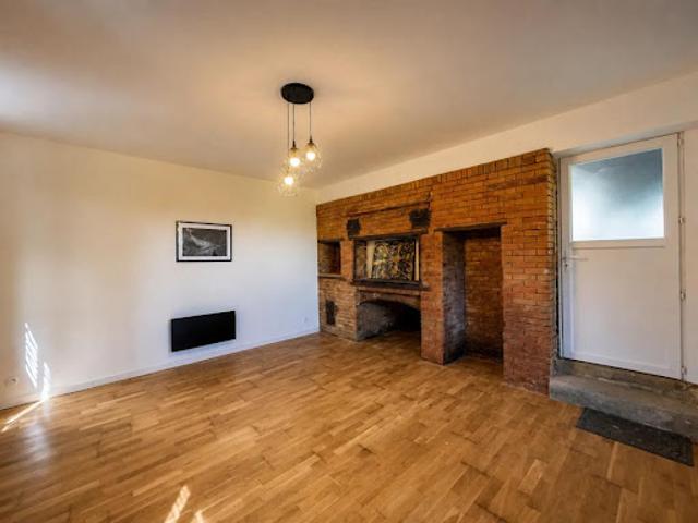 Vente Maison 8 pièces 167 m2 Magnac Bourg