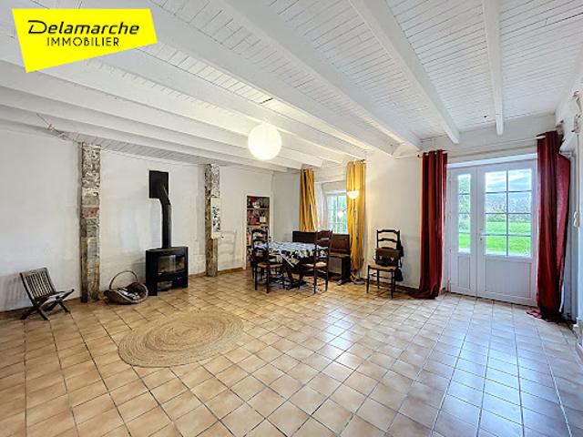 Vente Maison 8 pièces 161 m2 Montpinchon