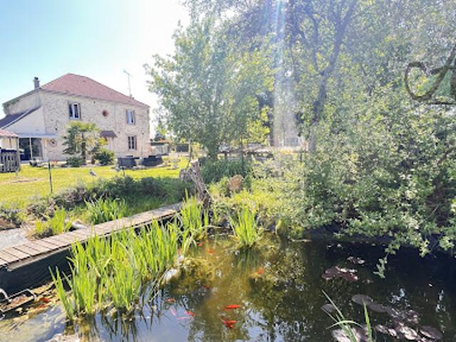 Vente Maison 8 pièces 168.7 m2 Donnemarie Dontilly