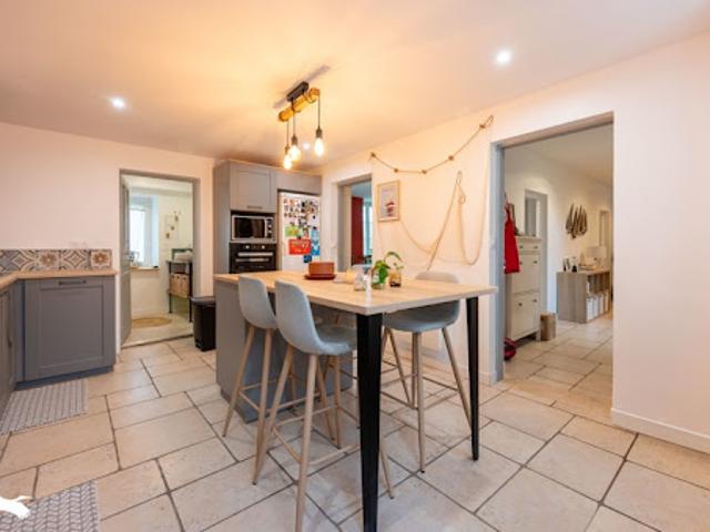 Vente Maison 8 pièces 169 m2 Saugy