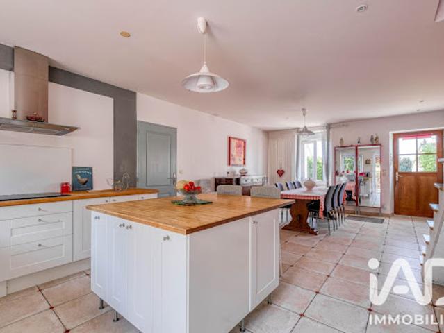 Vente Maison 8 pièces 160 m2 Boissy le Châtel