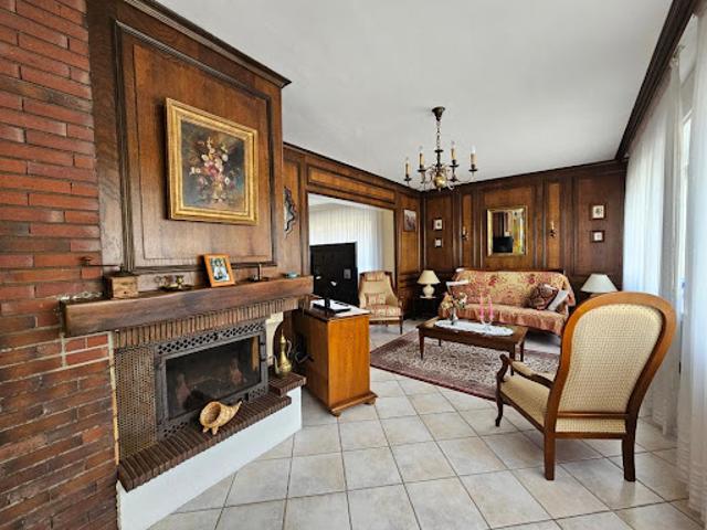 Vente Maison 8 pièces 160 m2 Knutange