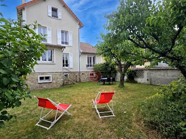 Vente Maison 8 pièces 160 m2 Le Raincy
