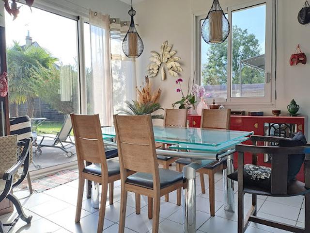 Vente Maison 8 pièces 160 m2 Les Essarts le Roi