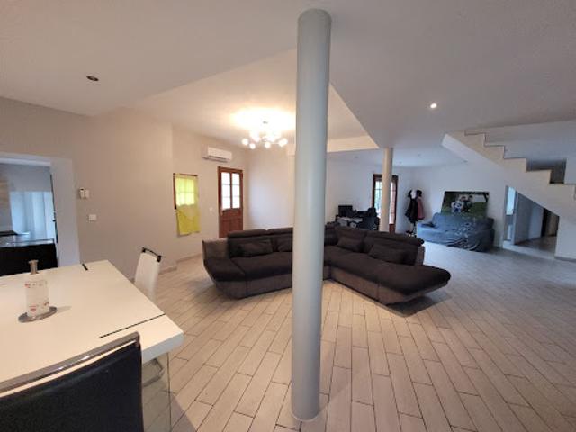 Vente Maison 8 pièces 160 m2 Saint Marien