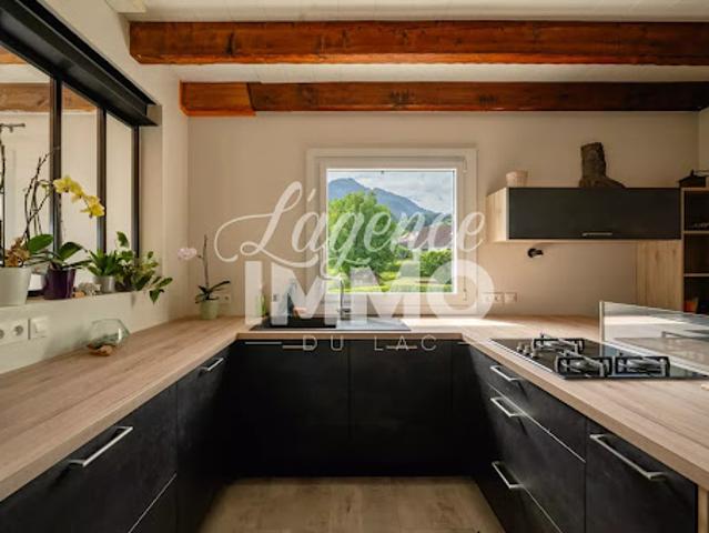 Vente Maison 8 pièces 160 m2 Saint Eustache