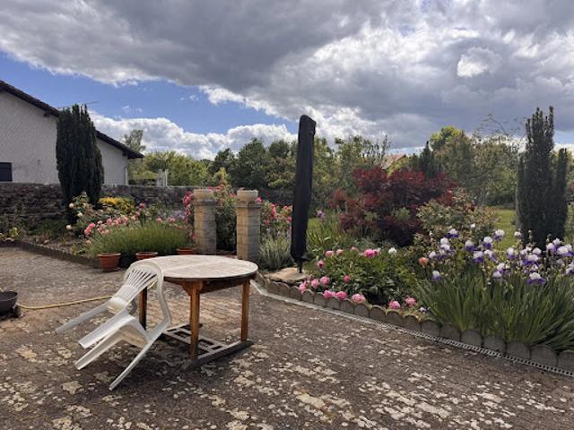 Vente Maison 8 pièces 160.5 m2 Le Breuil sur Couze
