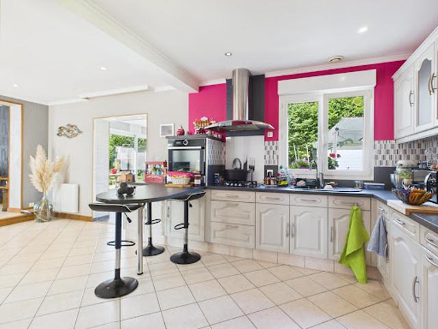 Vente Maison 8 pièces 161 m2 Saint Sauveur Villages