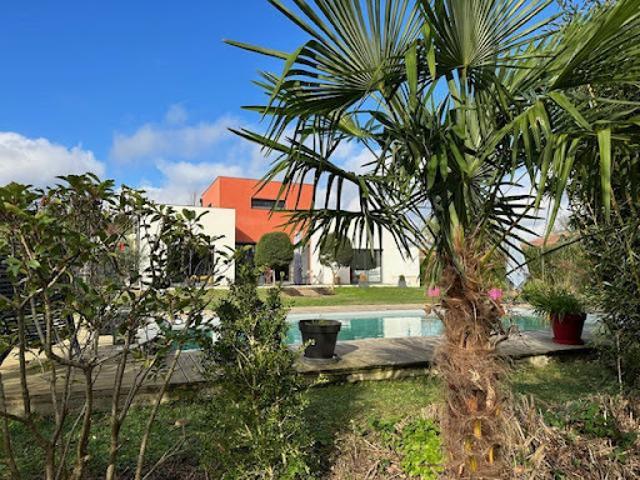 Vente Maison 8 pièces 162 m2 Auch
