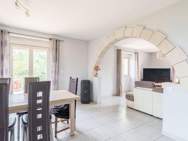 Vente Maison 8 pièces 162 m2 Clefmont