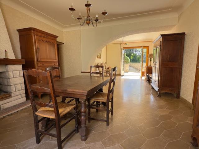 Vente Maison 8 pièces 162 m2 Le Puy Notre Dame